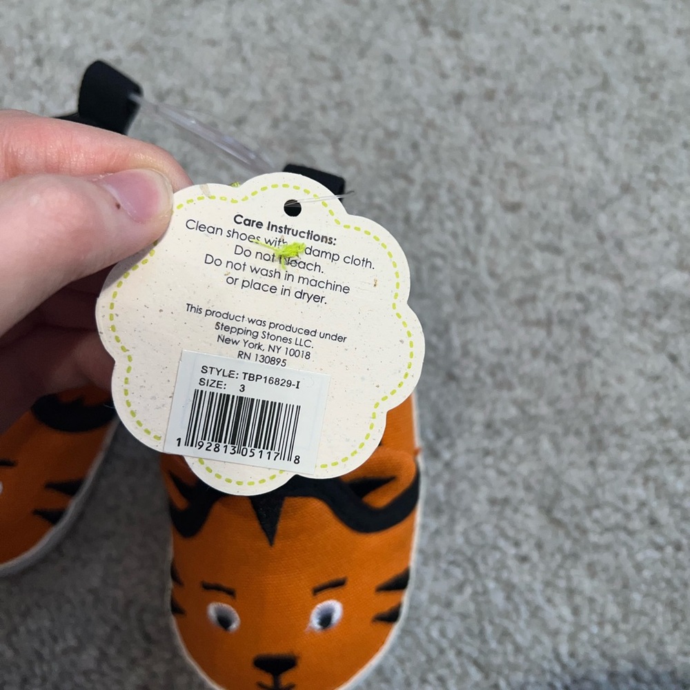 (NWT) Baby Tiger Shoes - Picture 5 of 5